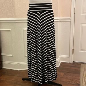 AB Studio Misses Maxi Skirt